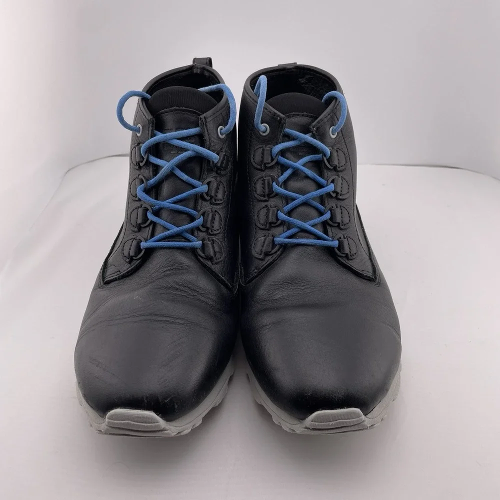 Clae starks black